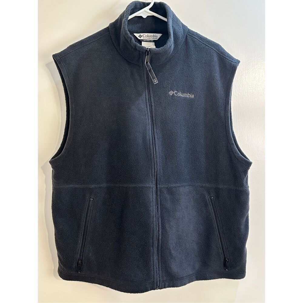 Columbia size L men’s Cathedral Peak vest - charcoal gray